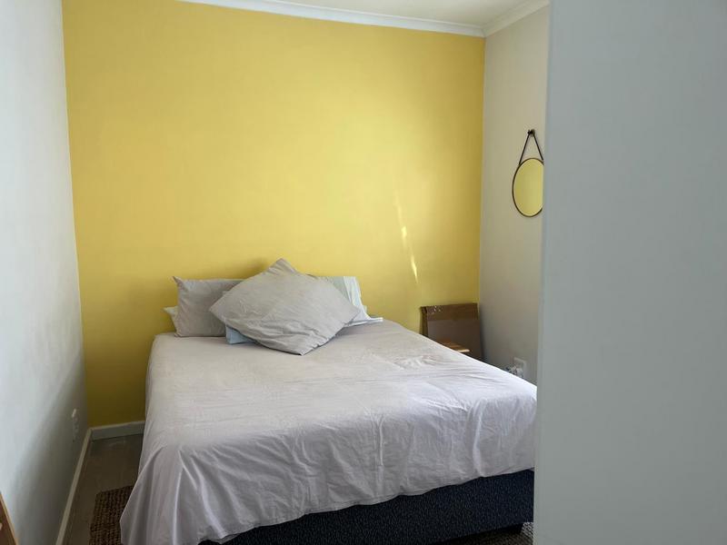 To Let 2 Bedroom Property for Rent in Heathfield Western Cape